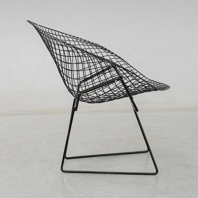 Harry Bertoia, a 'Diamond Chair'.