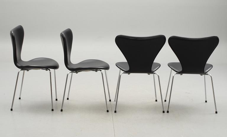 STOLAR, 4 st, "Sjuan", design Arne Jacobsen för Fritz Hansen, Danmark, 1980.