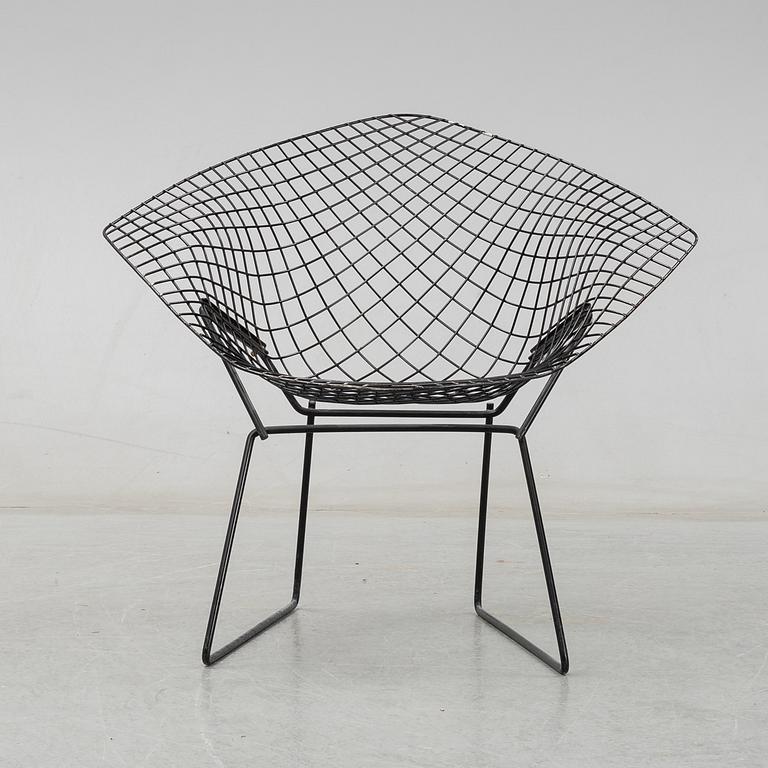 Harry Bertoia, a 'Diamond Chair'.