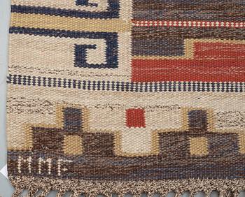 CARPET. "Bruna heden". Flat weave (rölakan). 350,5 x 259,5 cm. Signed MMF.