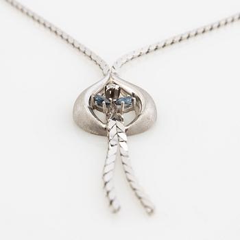 Necklace, 14K white gold with sapphires and diamond.