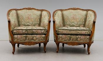 BALJFÅTÖLER, 1 par, 1900-talets andra hälft.