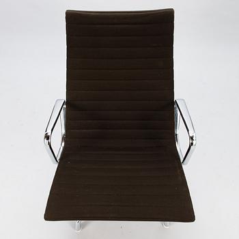 CHARLES & RAY EAMES, An office chair / armchair Aluminium Group 'EA 115/116', Herman Miller, Vitra.