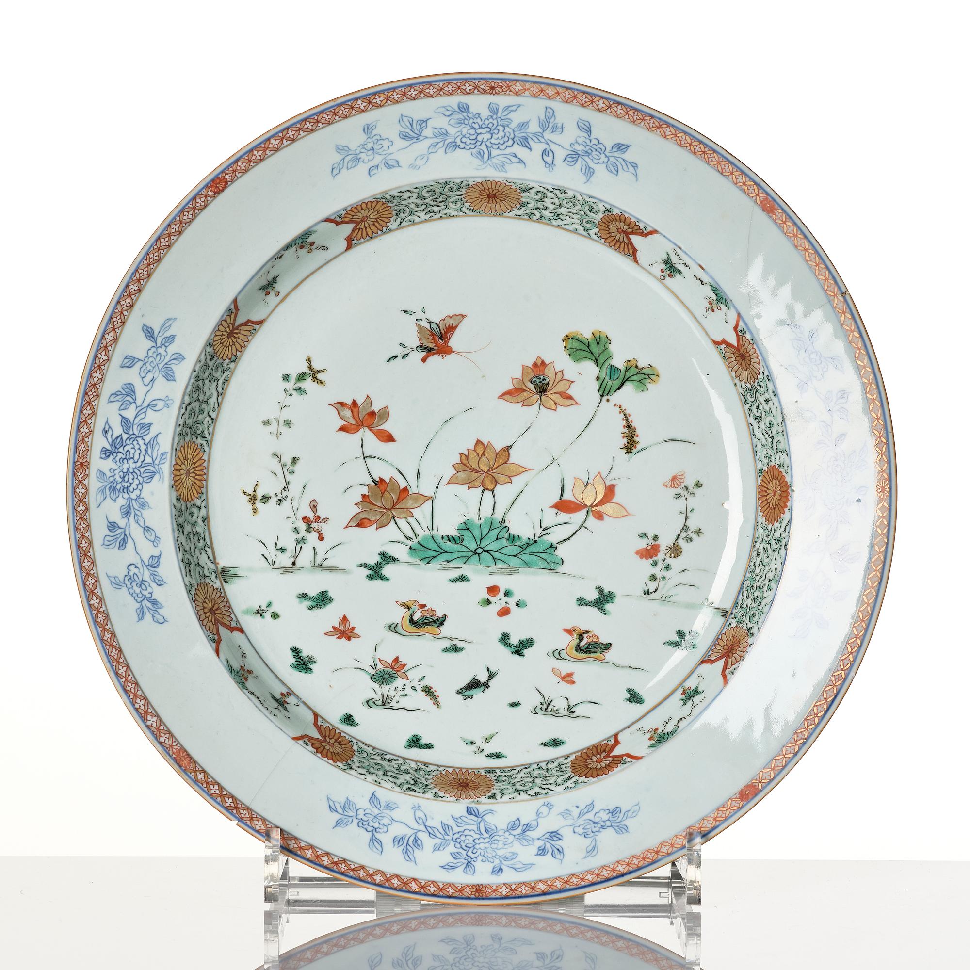 A large Chinese Doucai porcelain dish, Qing dynasty, Yongzheng (1723-35).