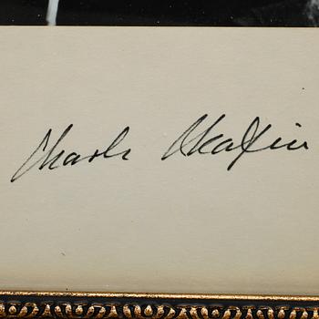 AUTOGRAF MED FOTOGRAFI, Charlie Chaplin, egenhändigt sign.