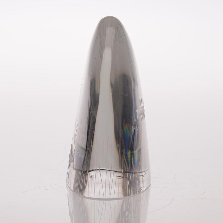 A glass sculpture 'Fell' signed Tapio Wirkkala 3805.