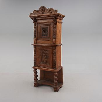 SKÅP, renässansstil, 1700-tal.