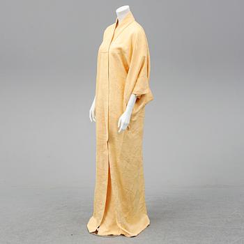 A Japanese Kimono, 20th century.