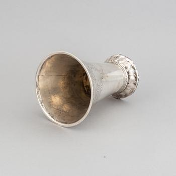 K Anderson, a silver beaker, Stockholm, 1932.