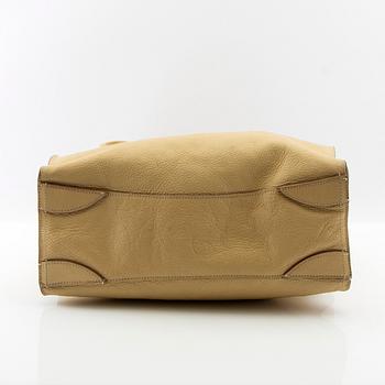 Mulberry,.