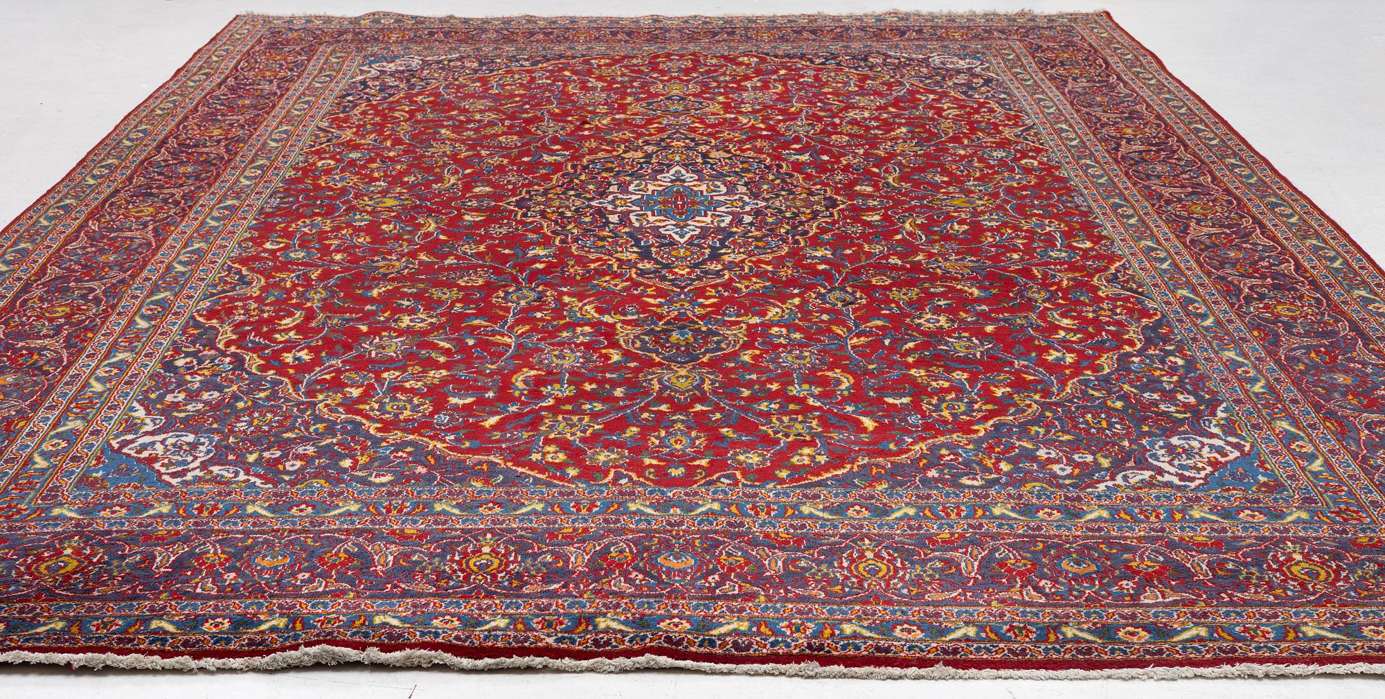 Matta, Keshan, ca 420 x 282 cm.