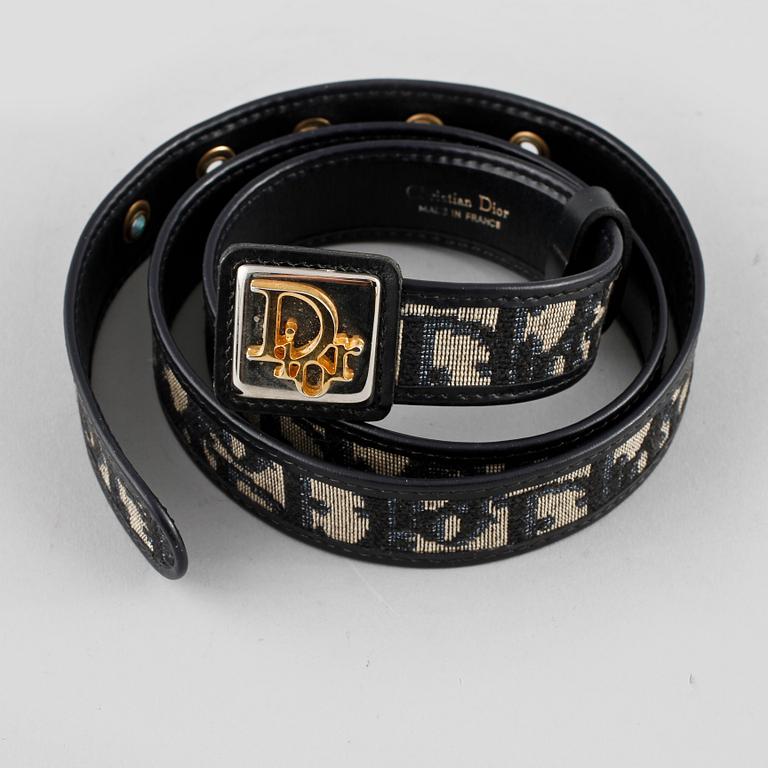 VÄSKA, SKÄRP samt PLÅNBOK, Dior, 1900-talets fjärde kvartal.