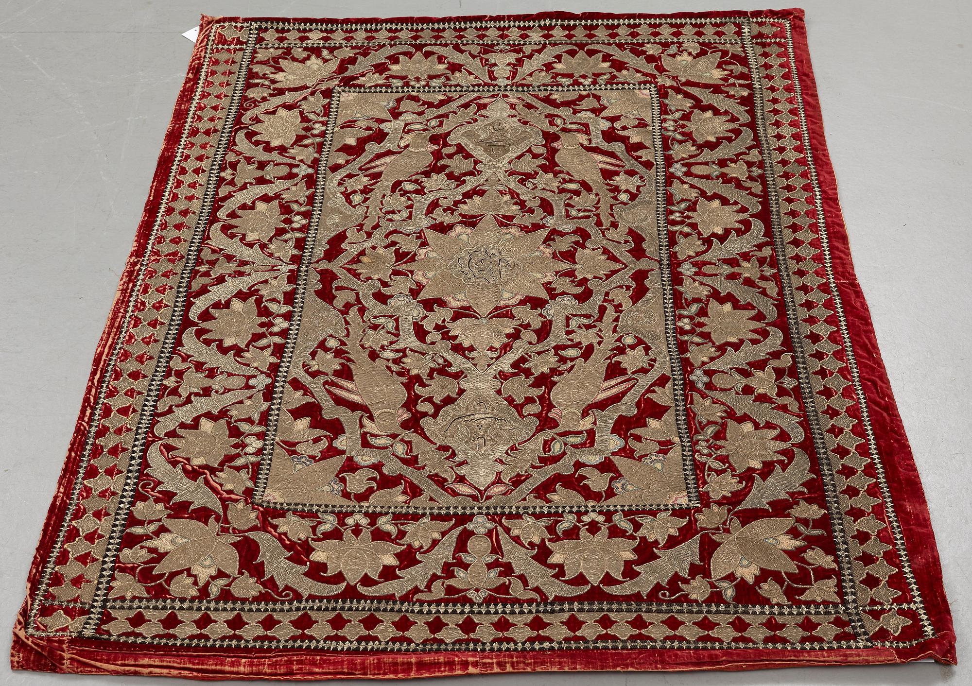 Broderi, antik persisk sammet, ca 150 x 103,5 cm, 1700 - 1800-tal.