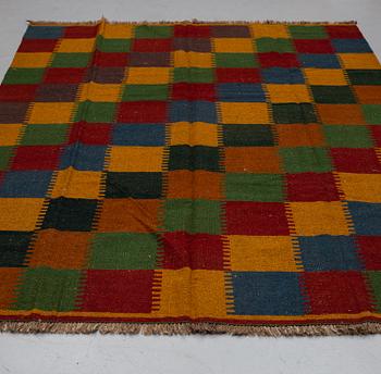 A CARPET, kilim, ca 283 x 195 cm.