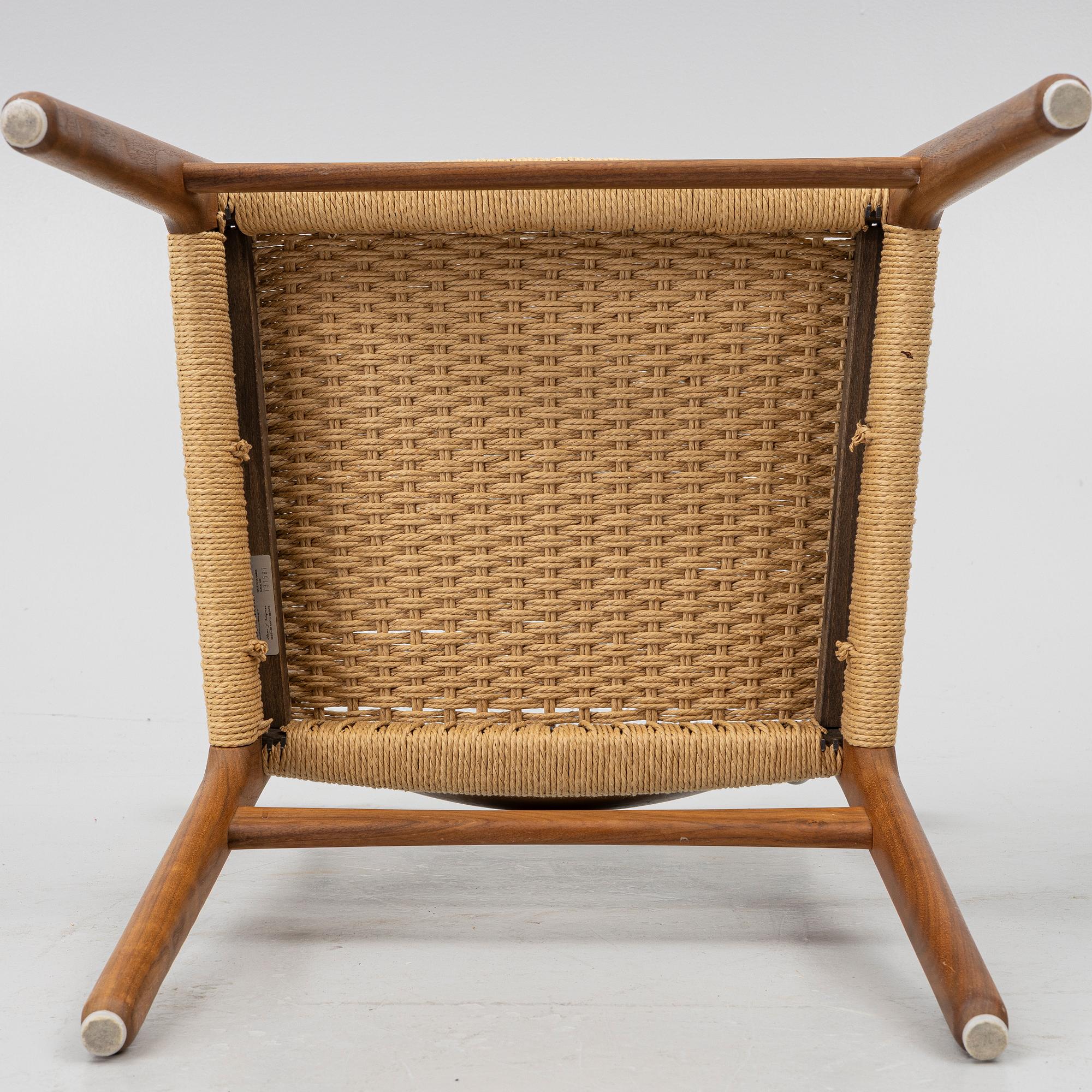 Hans J. Wegner, Six "Spisestolen" chairs/CH23, Carl Hansen & Søn, Denmark, contemporary production.