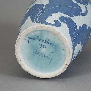 VAS, flintgods, "Sgrafitto", Josef Ekberg, signerad och daterad Gustavsberg 1921.