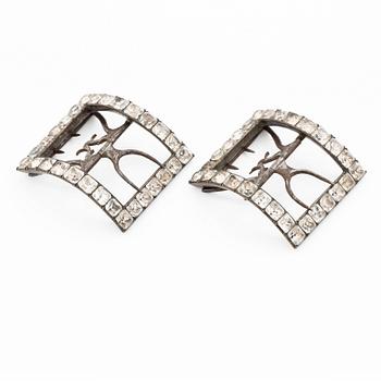Belt buckles in white metal with rock crystal,