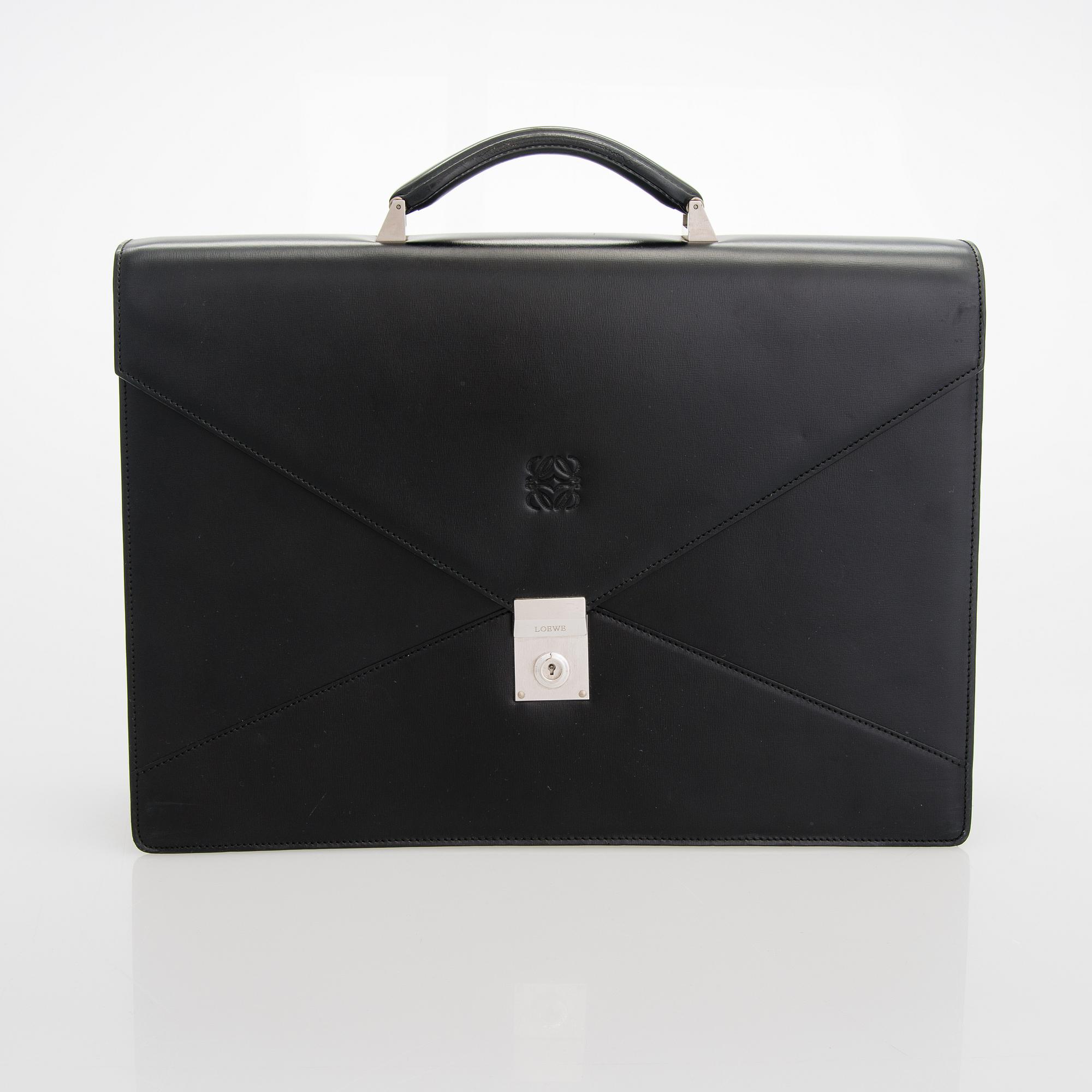 Loewe briefcase. Bukowskis