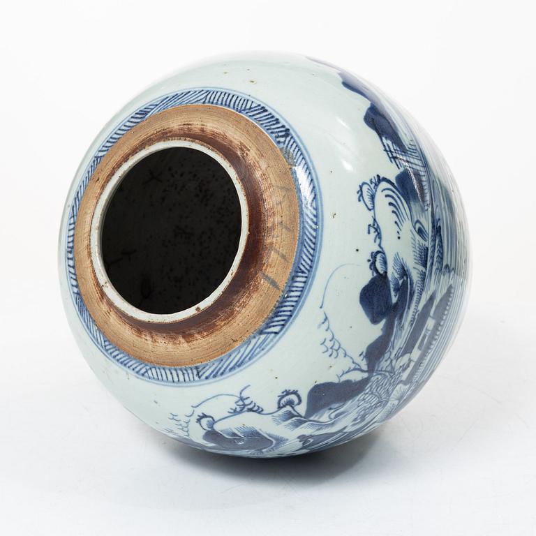 A blue and white tureen with cover, and a blue and white pot, porcelain, China, Qing dynasty 19th century.