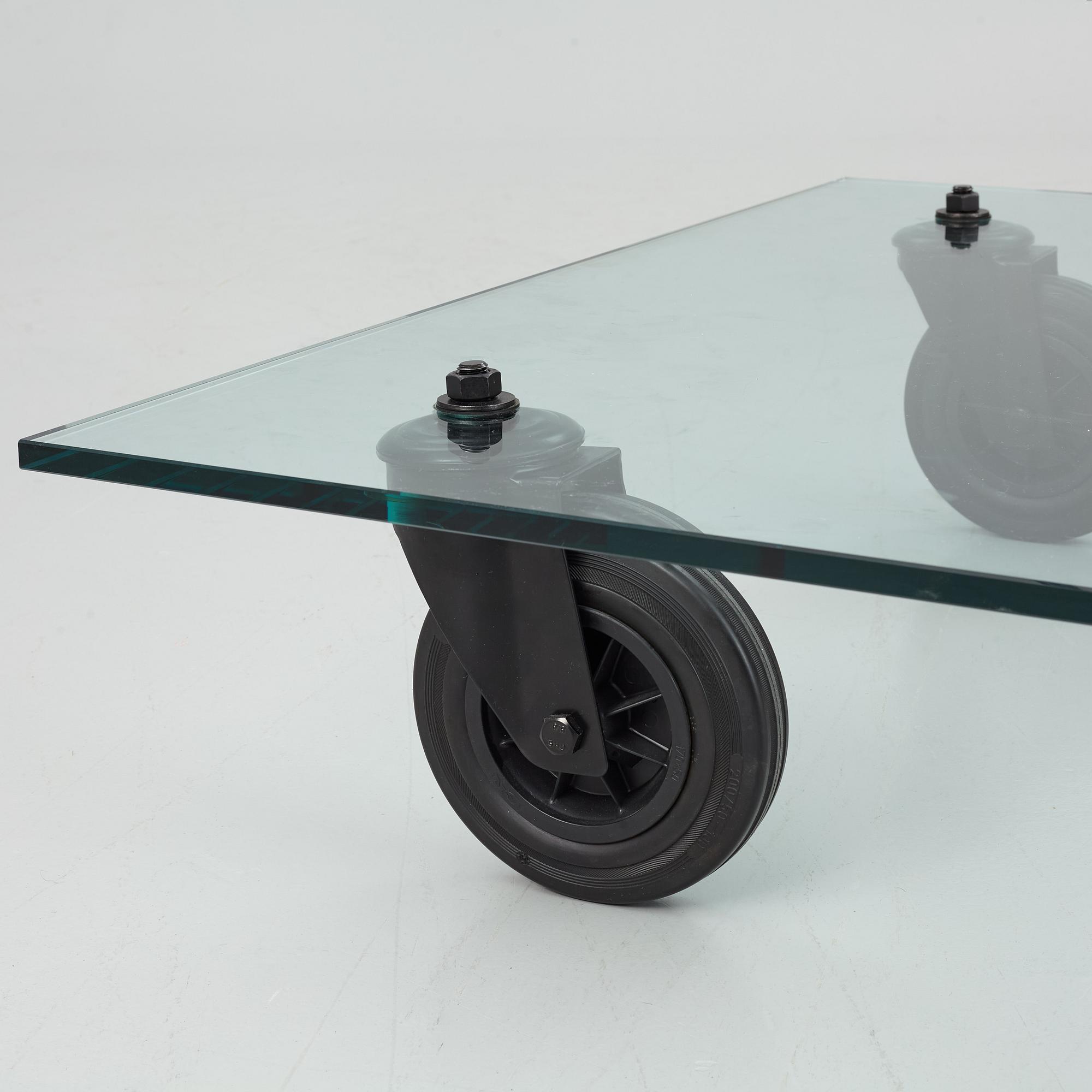 Gae Aulenti, soffbord, "Tavolo con Ruote", Fontana Arte, Italien.