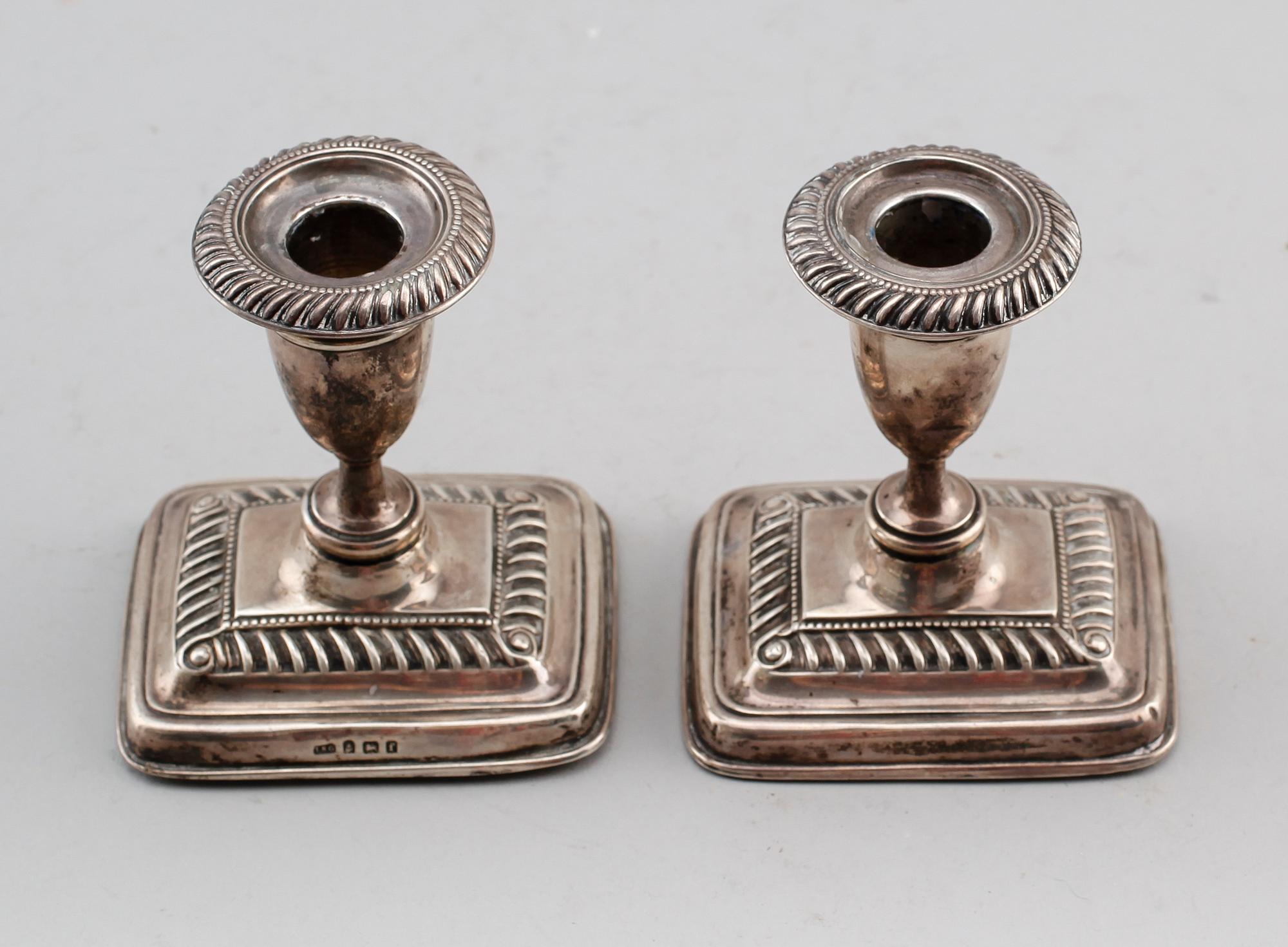 LJUSSTAKAR, 1 par, silver, IS Greenberg, Birmingham 1905.