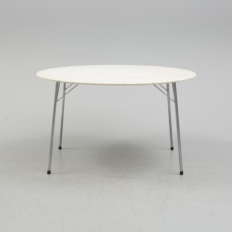 A Arne Jacobsen table "3600" from Fritz Hansen, Denmark, 1960-/70s.