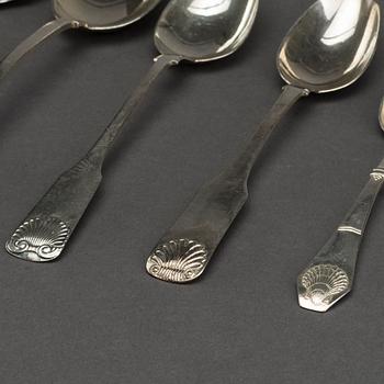 A set of 47 pcs silver cuttlery, 19/20th century,
