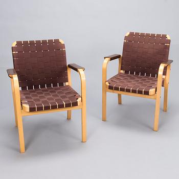 ALVAR AALTO, A pair of '45' armchairs for Artek late 20th century.