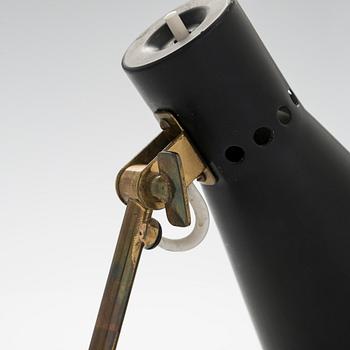 Tapio Wirkkala, bordslampa, modell K11-16 för Idman 1900-talets mitt.
