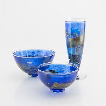 Bertil Vallien, 2 glass bowls and one cup.