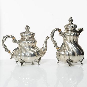 A 4-piece silver coffee and tea service, marks of Schnauffer, Germany, first half of the 20th Century.