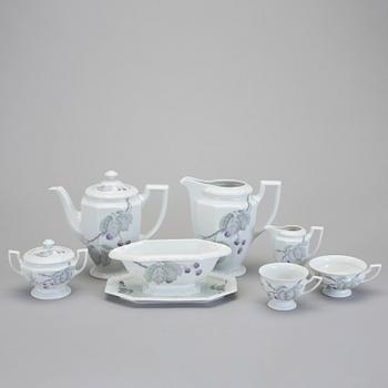 MAT- och KAFFESERVIS, 87 delar, porslin, "Maria Björnbär". Rosenthal.