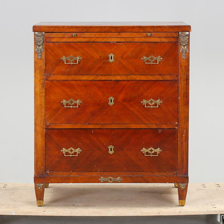 BYRÅ, senempire 1800-tal.