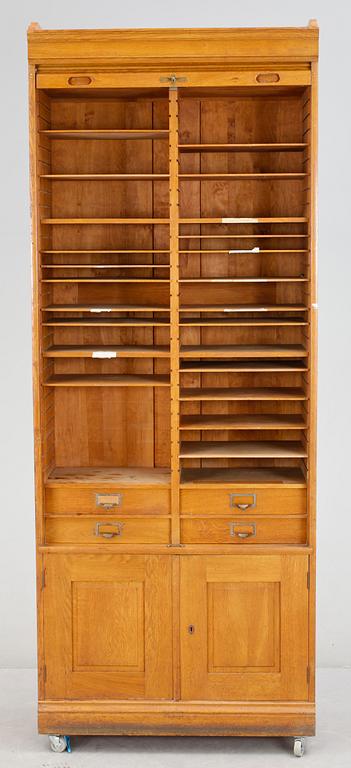 ARKIVSKÅP, 1900-talets början.