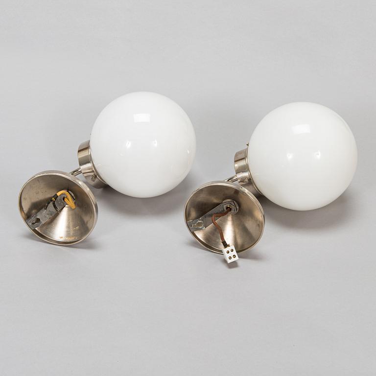 Paavo Tynell, a pair of 1930's '7204' wall lights for Taito.