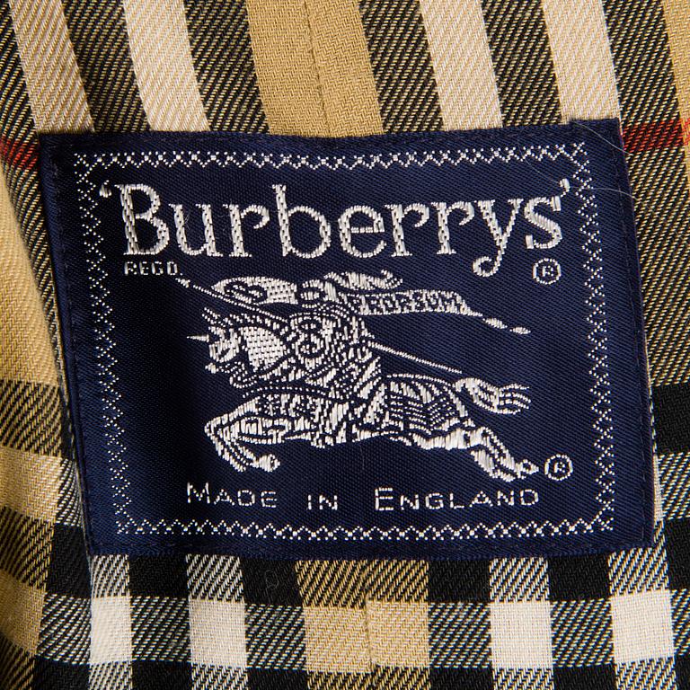 BURBERRY Vintage Long Trench Coat.
