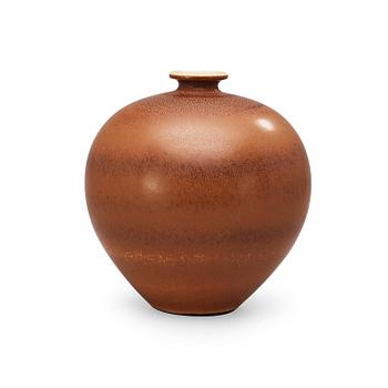 472. Berndt Friberg, A Berndt Friberg stoneware vase, Gustavsberg Studio 1970.