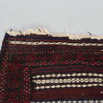 Matta, Baluch Sofreh. Circa 120 x 130 cm.