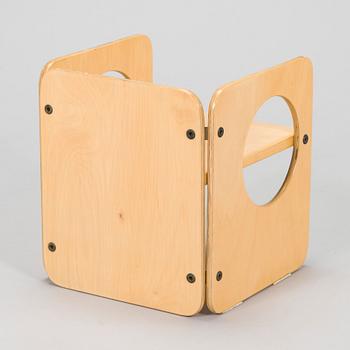 Kristian Gullichsen, children's chair, "Vanikka" for Artek, late 20th century.