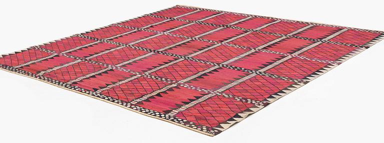 Marianne Richter, a carpet, 'Josefina röd', tapestry weave, ca 283 x 292 cm, signed AB MMF MR.
