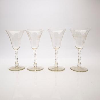 Fredrik Frisendahl, Glass service, 17 pcs, first half of the 20th century.