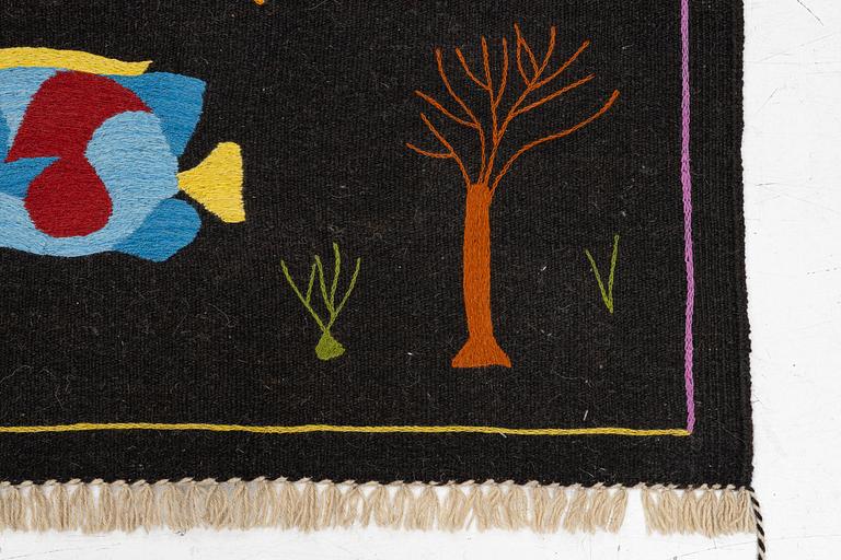 A hand-embroidered Kelim rug, c. 225 x 177 cm.