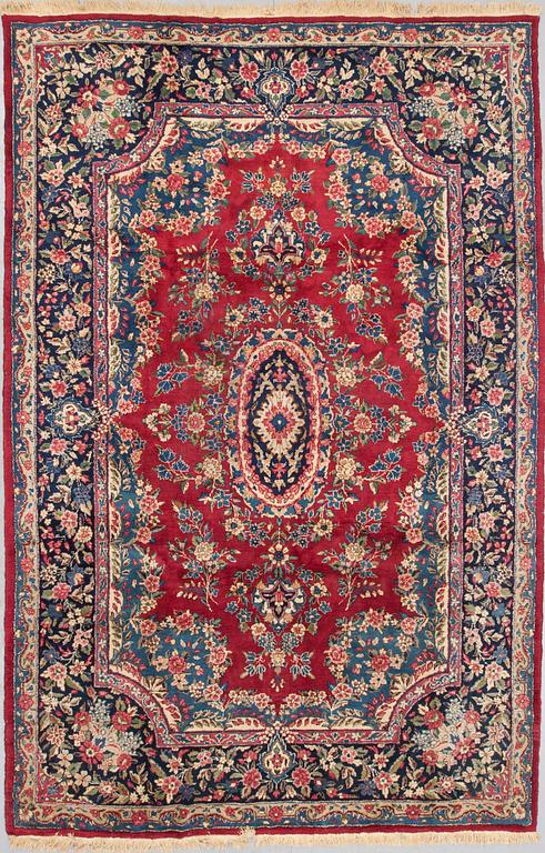 MATTA, semiantik, Kirman Yesd, ca 313 X 205 cm.