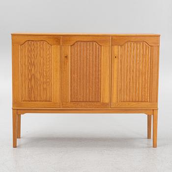 Carl Malmsten, an oak sideboard, second half of the 20th Century.