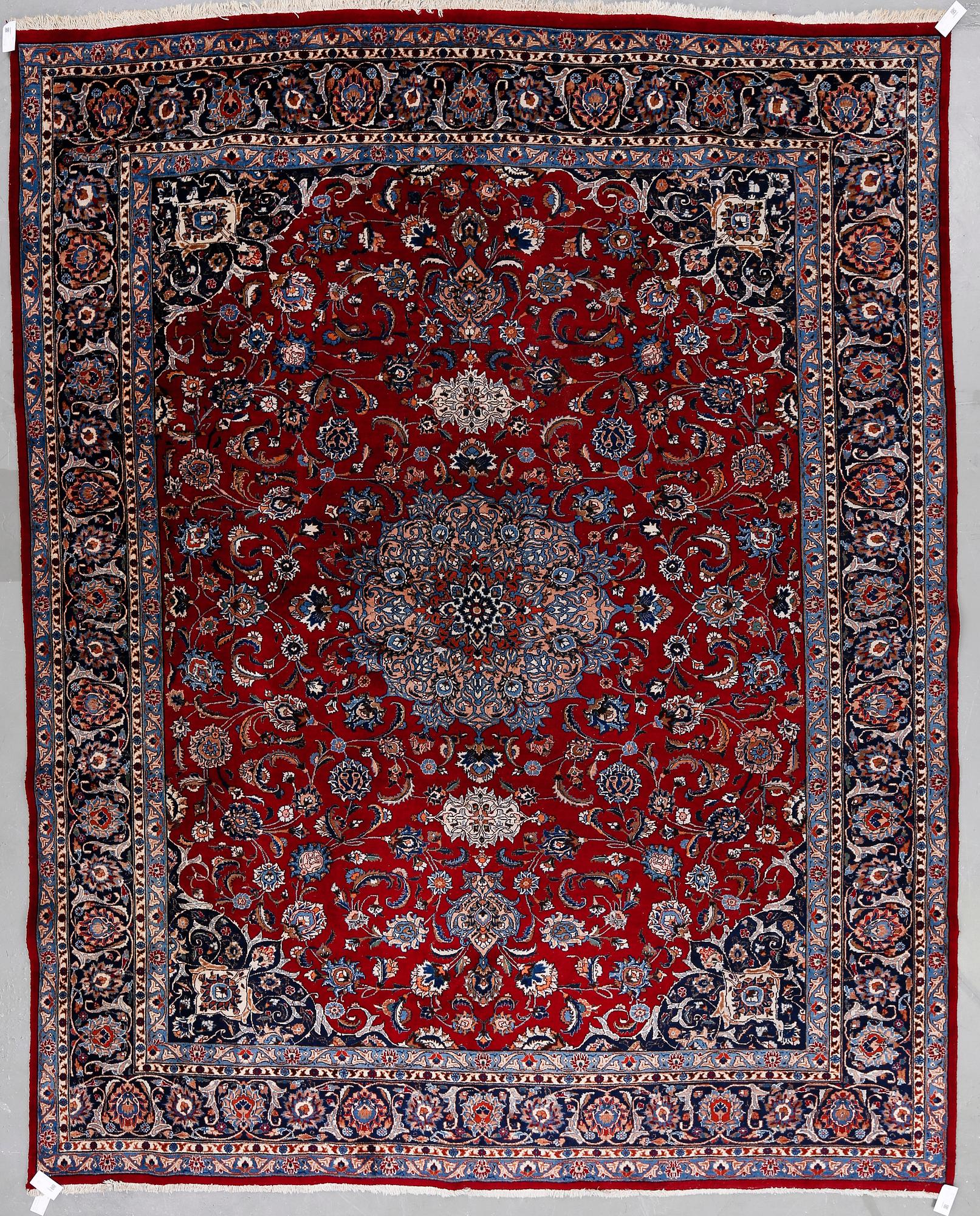 MATTA, old Isfahan.  Ca 371 x 290 cm.