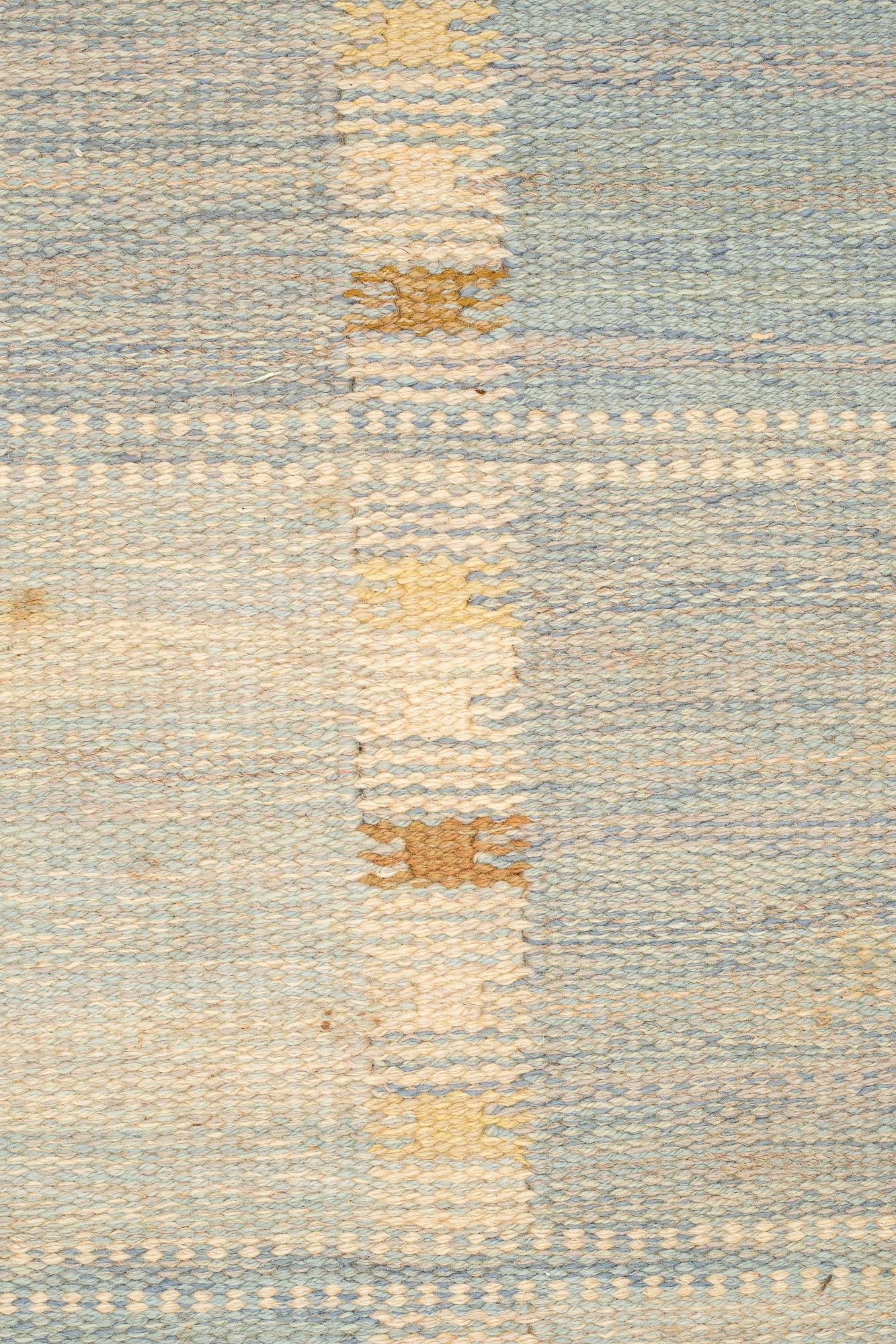 Barbro Nilsson, matto, "Falurutan, lättblå III", flat weave, ca 257 x 170 cm, signed AB MMF BN.
