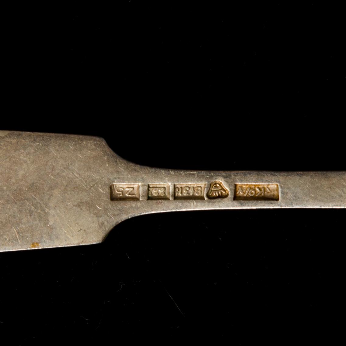 PARTI BESTICK, 44 delar, silver, "Mussla", finska stämplar, 1918-50. Tot vikt 1084,8 g.