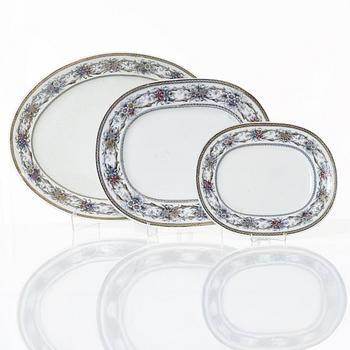 Dinner service, 100 pieces, creamware, "Iris", Rörstrand, second half of the 20th Century.