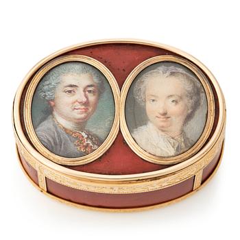 251. A French 18th century gold and red lacquer box, marked in Paris 1777-1778.