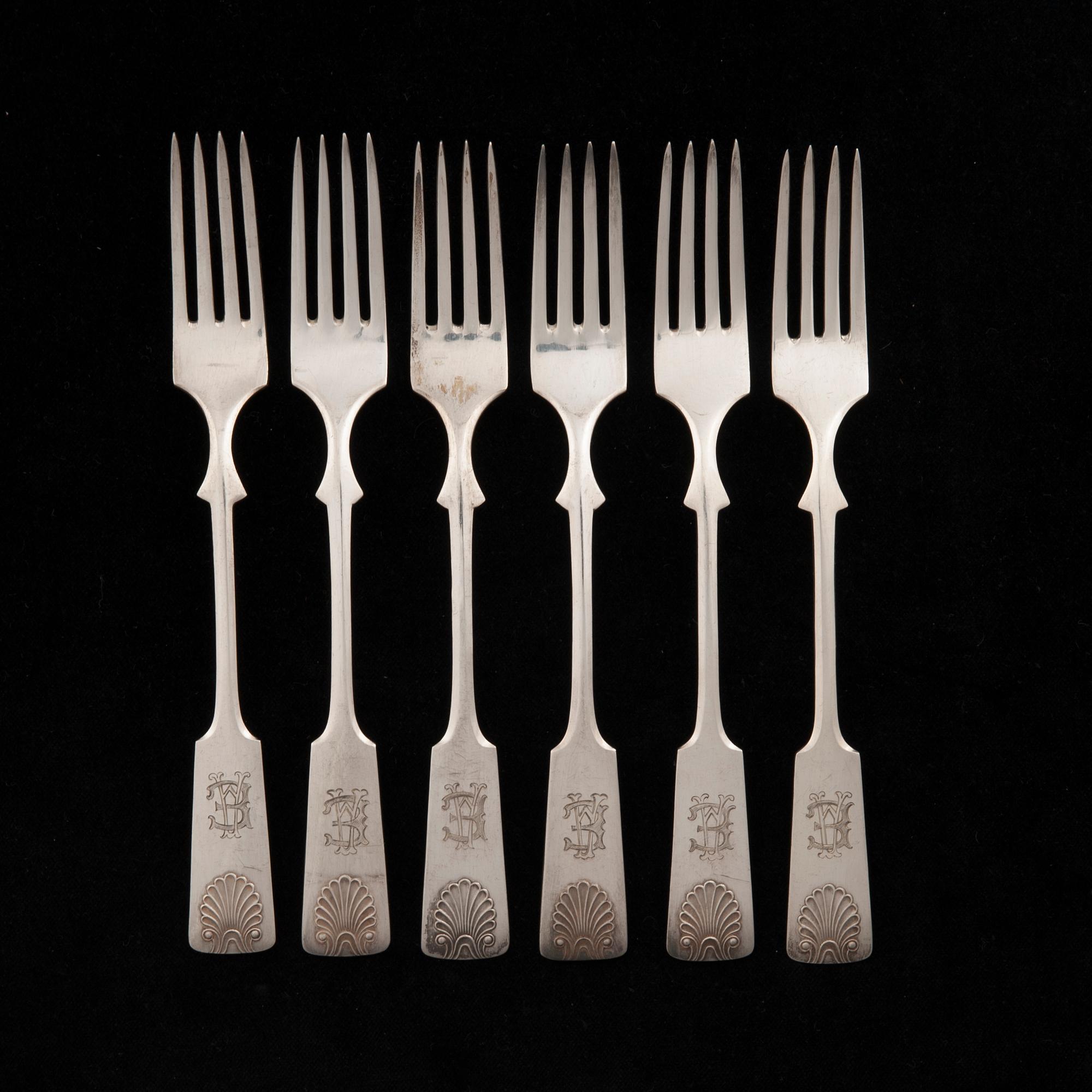 BESTICK, 6+6, silver, "Musslan", Helsingfors 1938. Knivbladen stål. Sammanlagd vikt ca 716 g.